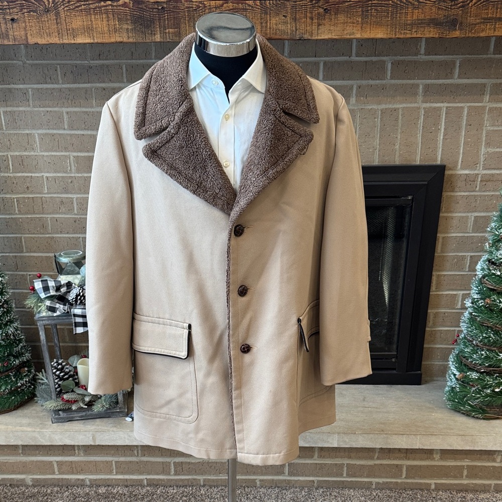 Richman Brothers mens 48R beige wool blend faux shearling button up coat EUC